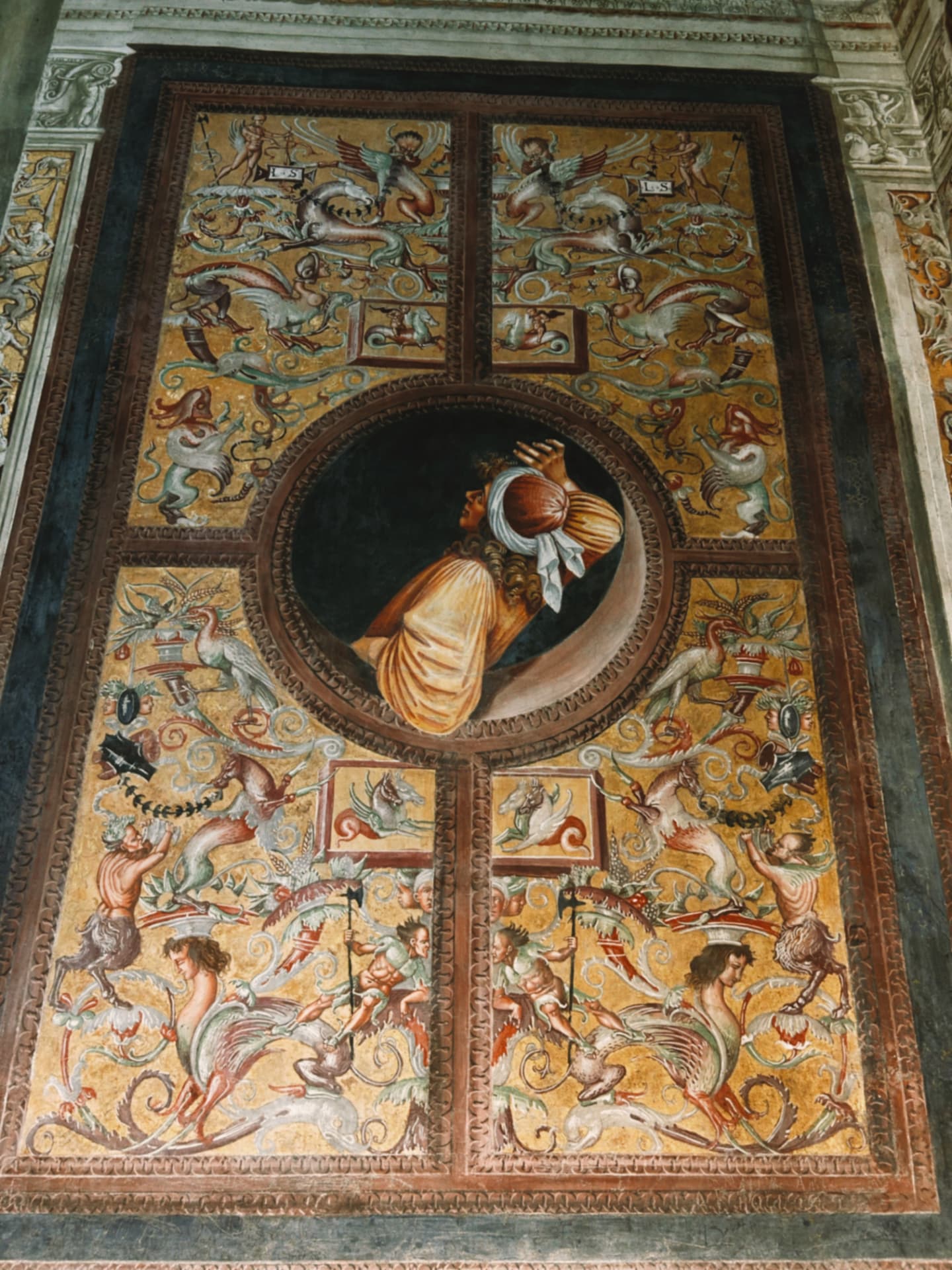 mosaics and arches of the St Mark's basilica facade